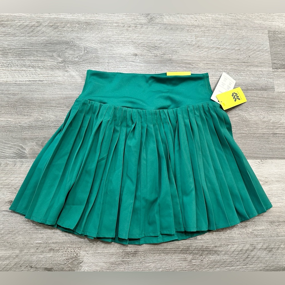 Women’s all in motion Elegant Green Pleated Skort